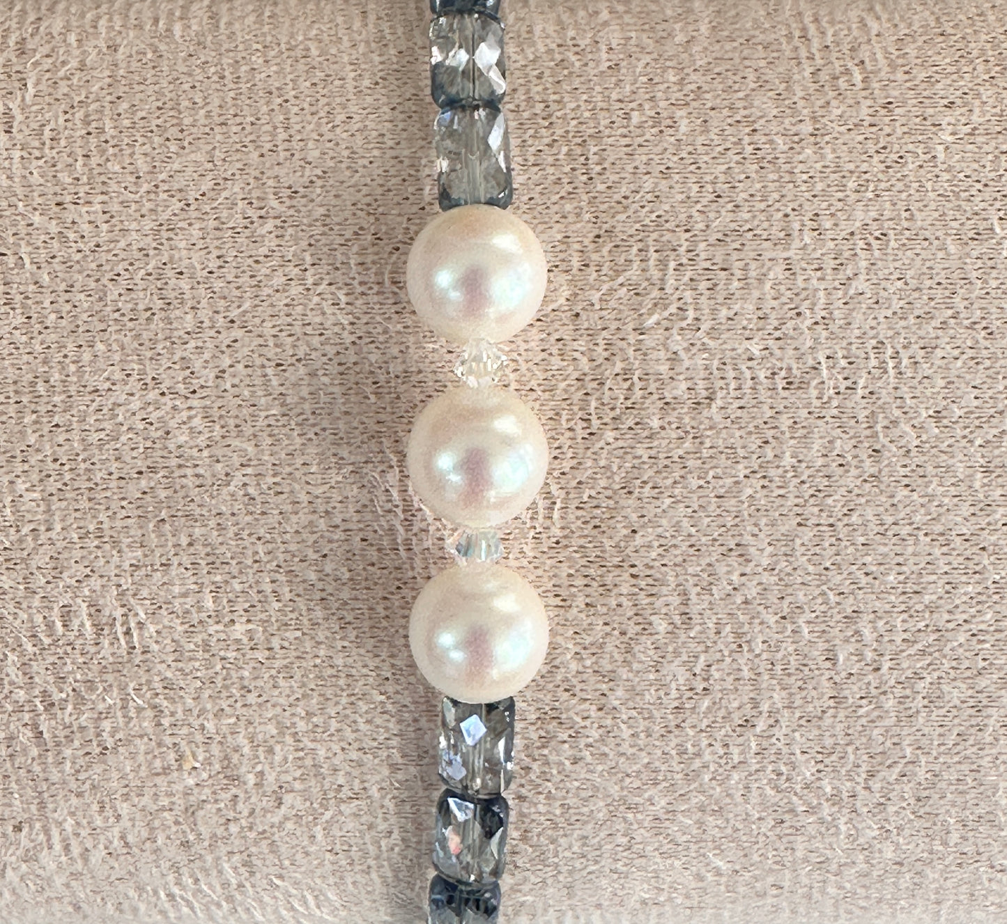 Silver Ice Crystal & Pearl Stretch Bracelet