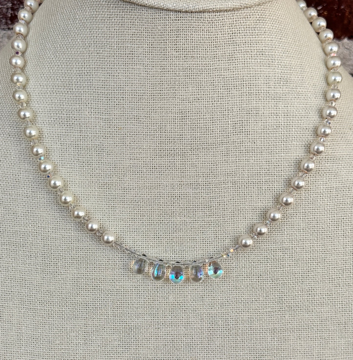 Iridescent Drop Pearl Necklace